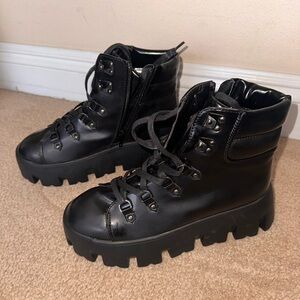 Lightweight Platform Shoes Size 8